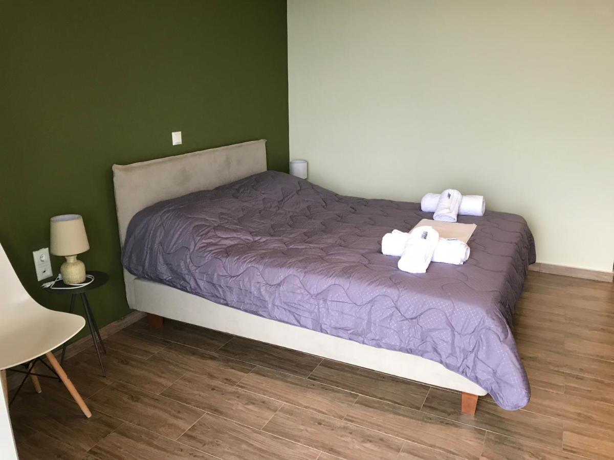 Verga'S Apartments 卡拉马塔 外观 照片