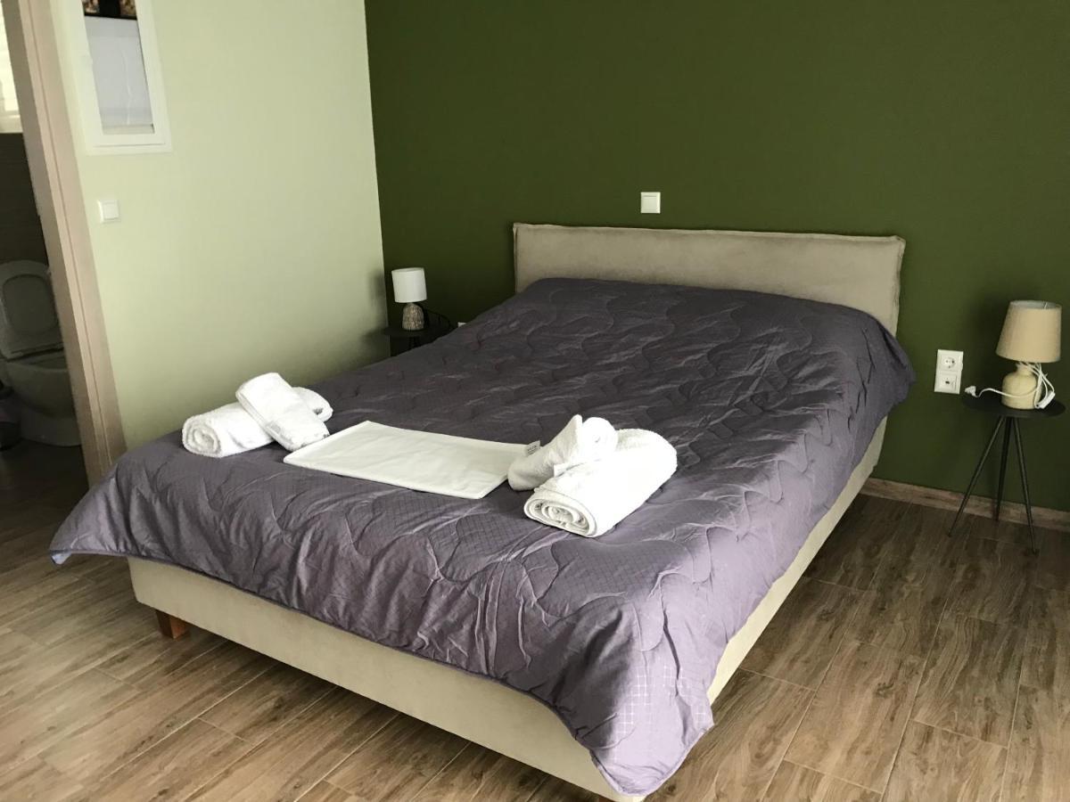 Verga'S Apartments 卡拉马塔 外观 照片