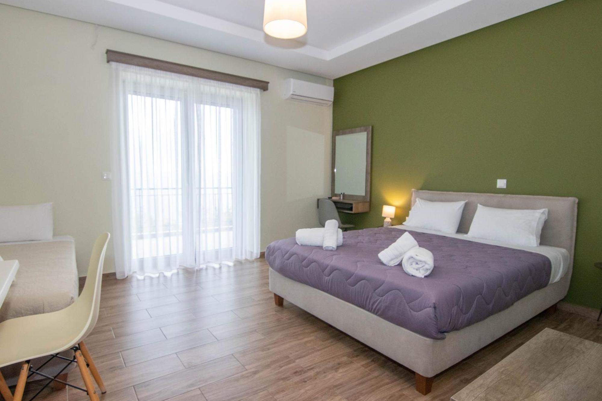 Verga'S Apartments 卡拉马塔 外观 照片