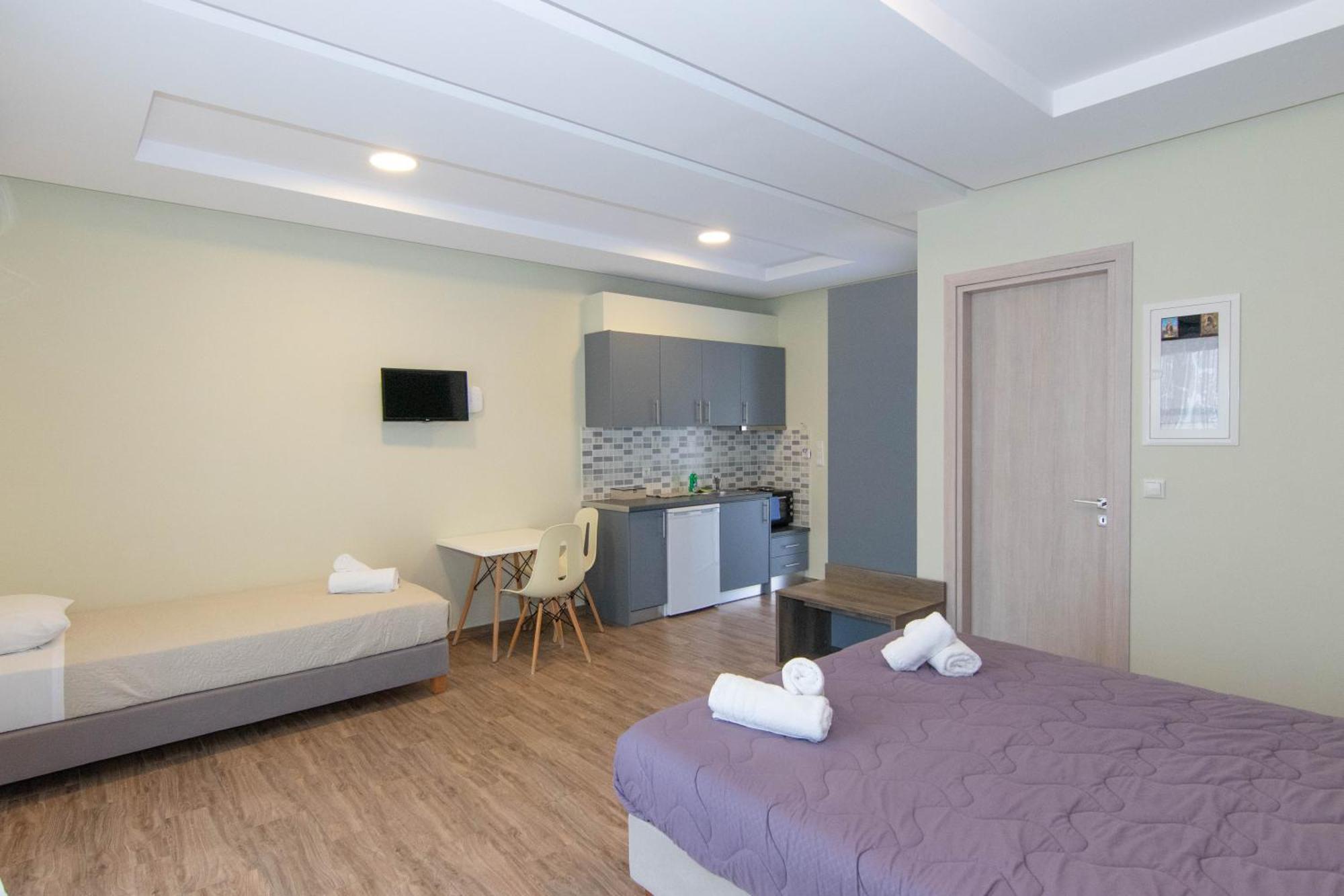Verga'S Apartments 卡拉马塔 外观 照片