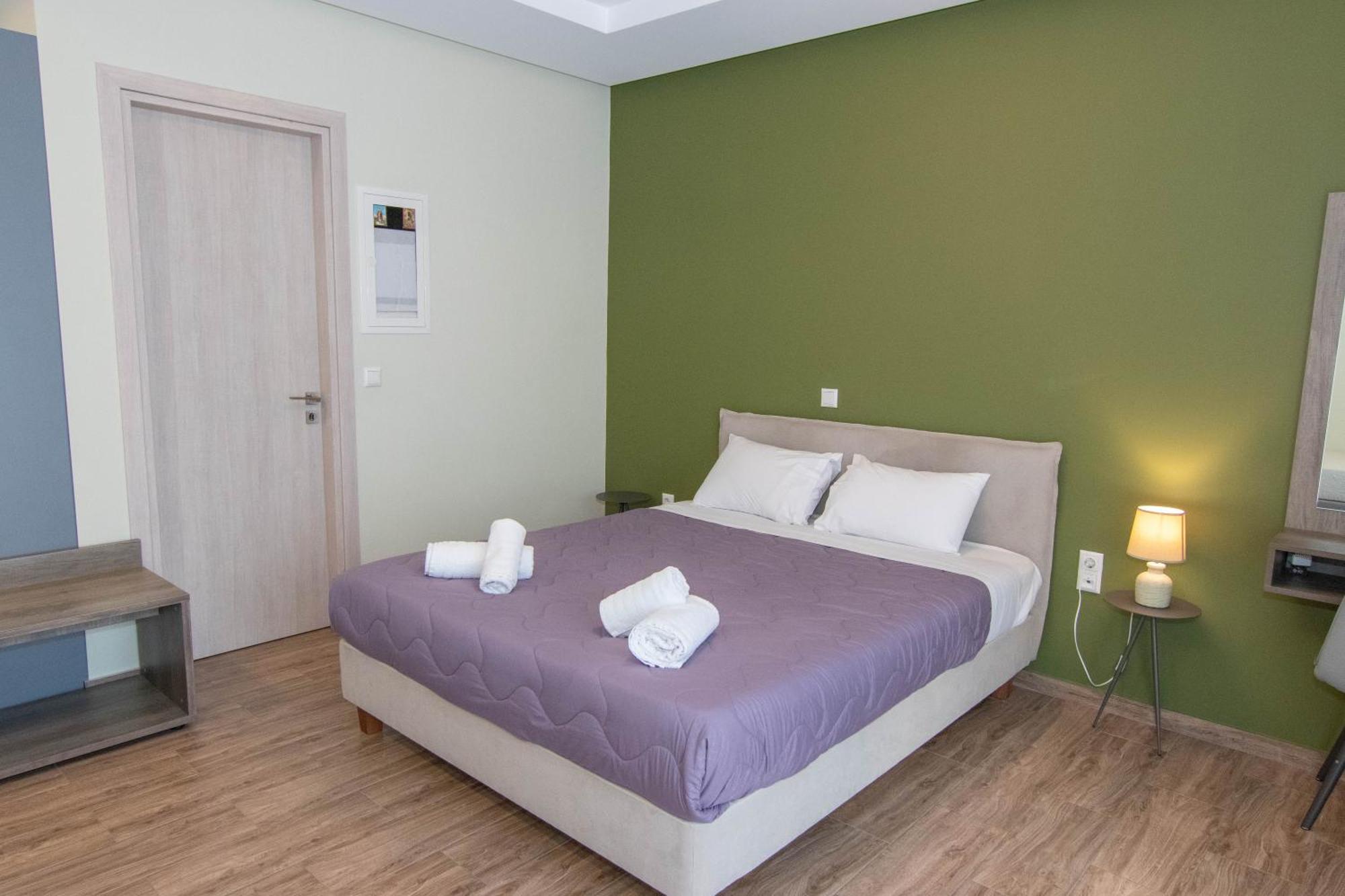 Verga'S Apartments 卡拉马塔 外观 照片