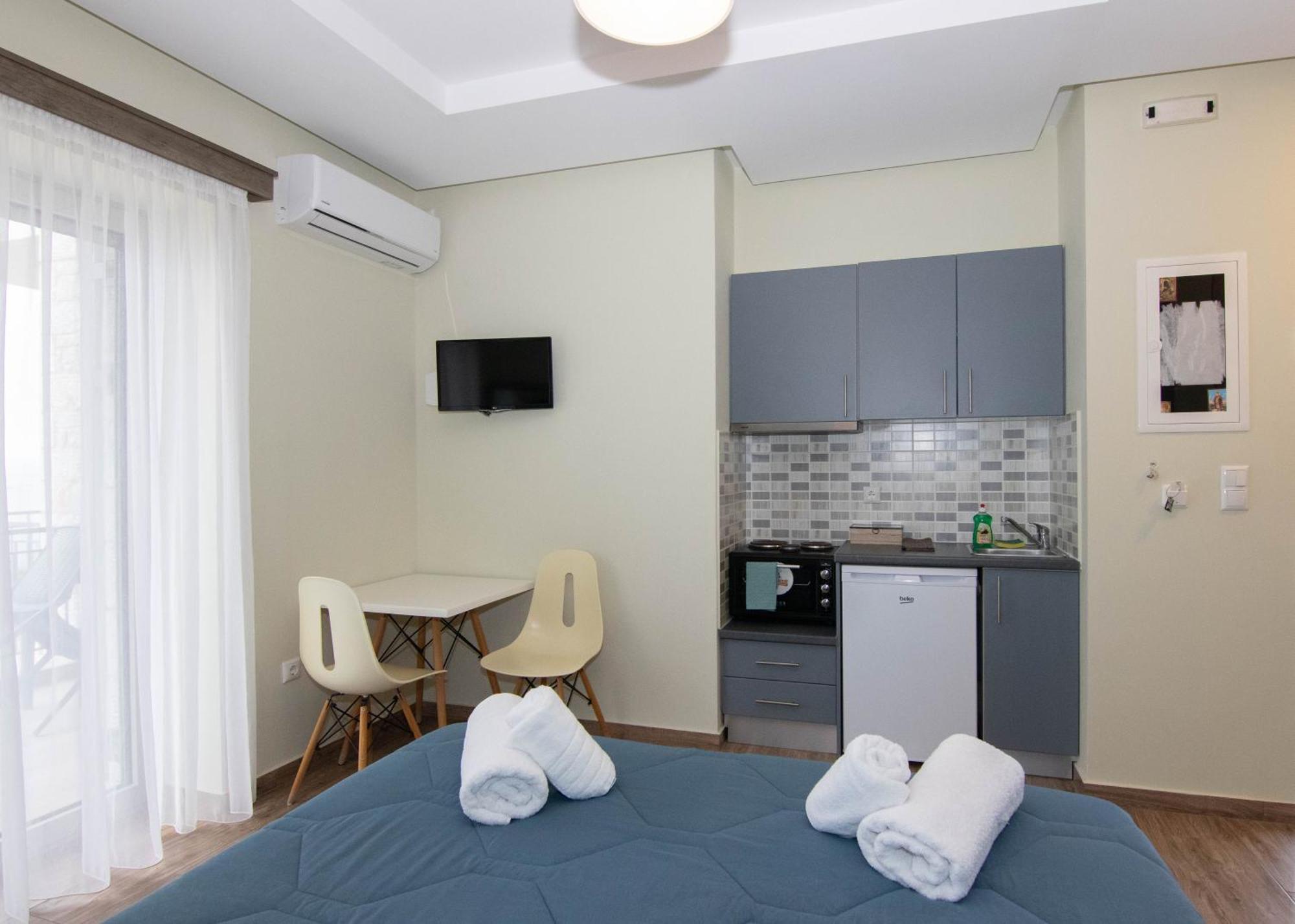 Verga'S Apartments 卡拉马塔 客房 照片